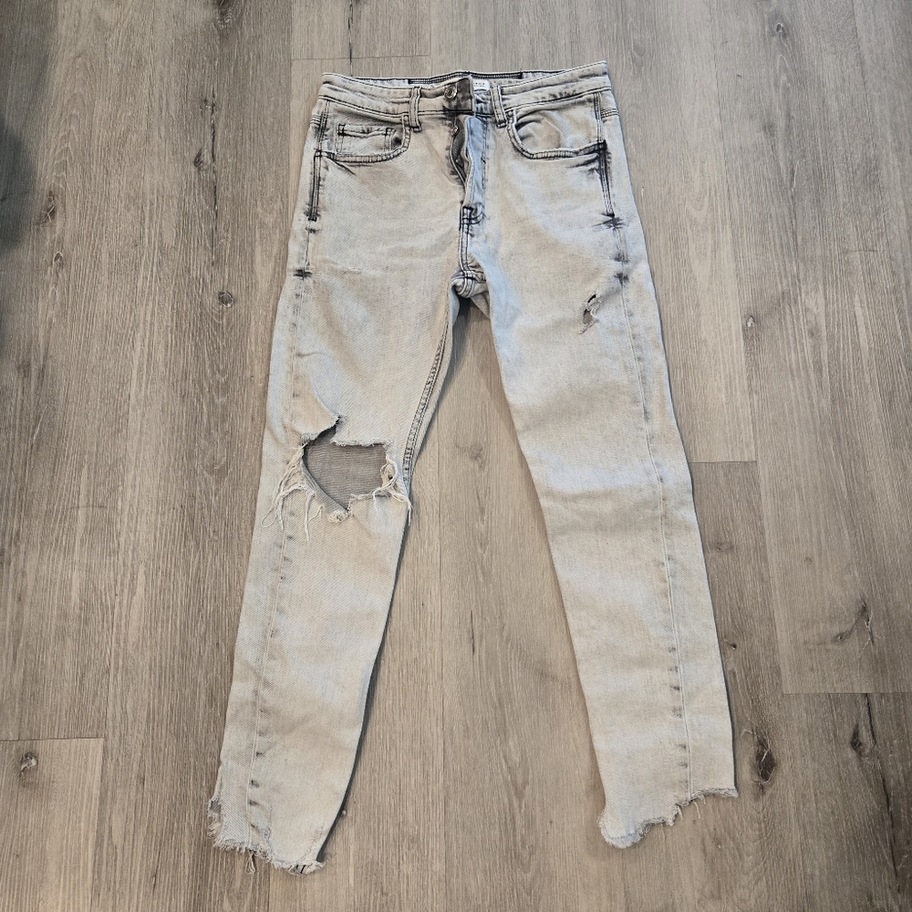 ZARA Distressed Acid Wash Skinny Jeans Chewed Hem Busted Knee Sz 30